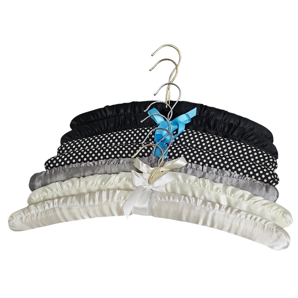 Lot of 7 Satin Padded Clothes Hangers Mixed Colors‎ Polka Dot Closet Organizer